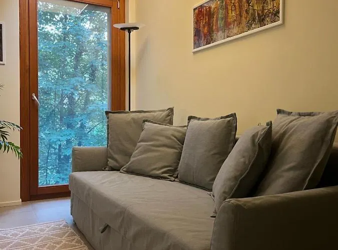 Verde Rame In Citta' Alta Con Garage Charme E Relax * Бергамо