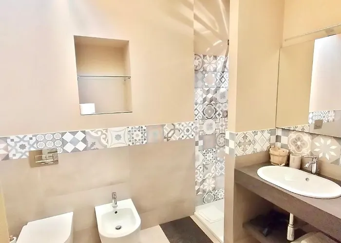 Verde Rame In Citta' Alta Con Garage Charme E Relax Апартаменты Бергамо